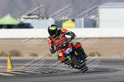 media/Jan-15-2026-Racers Edge (Thu) [[dfebeb70ab]]/3-B Group/Session 1 Turn 15/